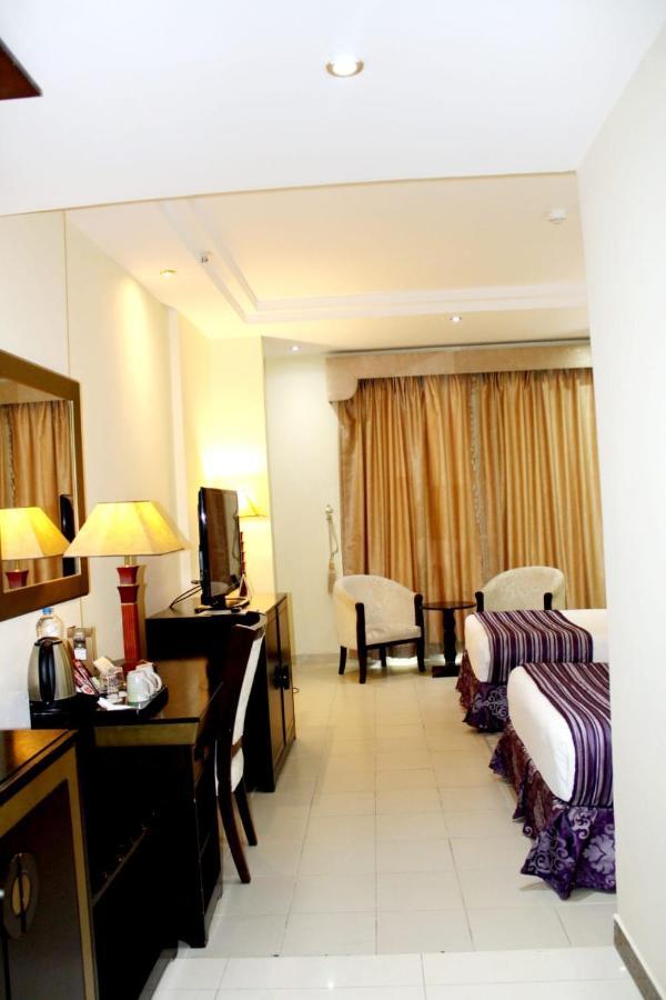 Tourist Hotel Doha Exterior photo