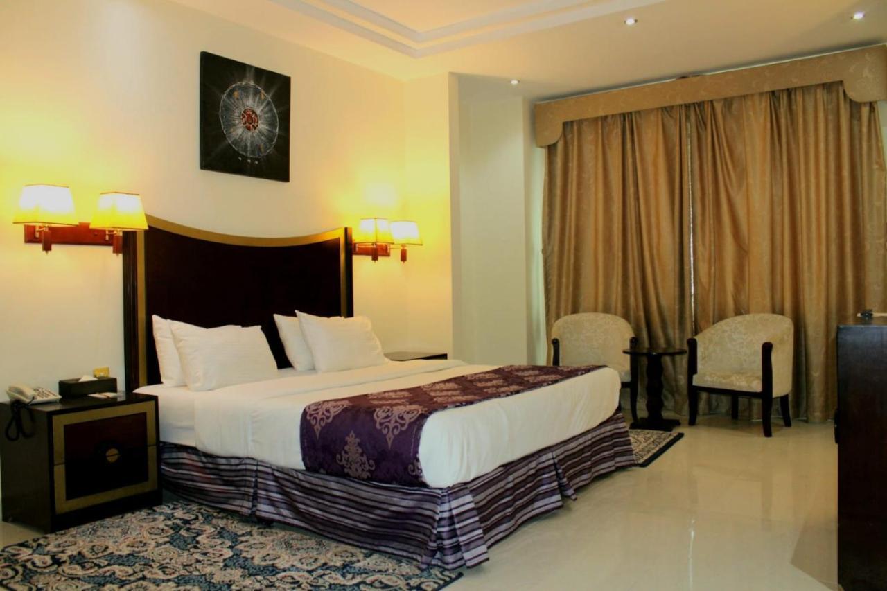 Tourist Hotel Doha Exterior photo
